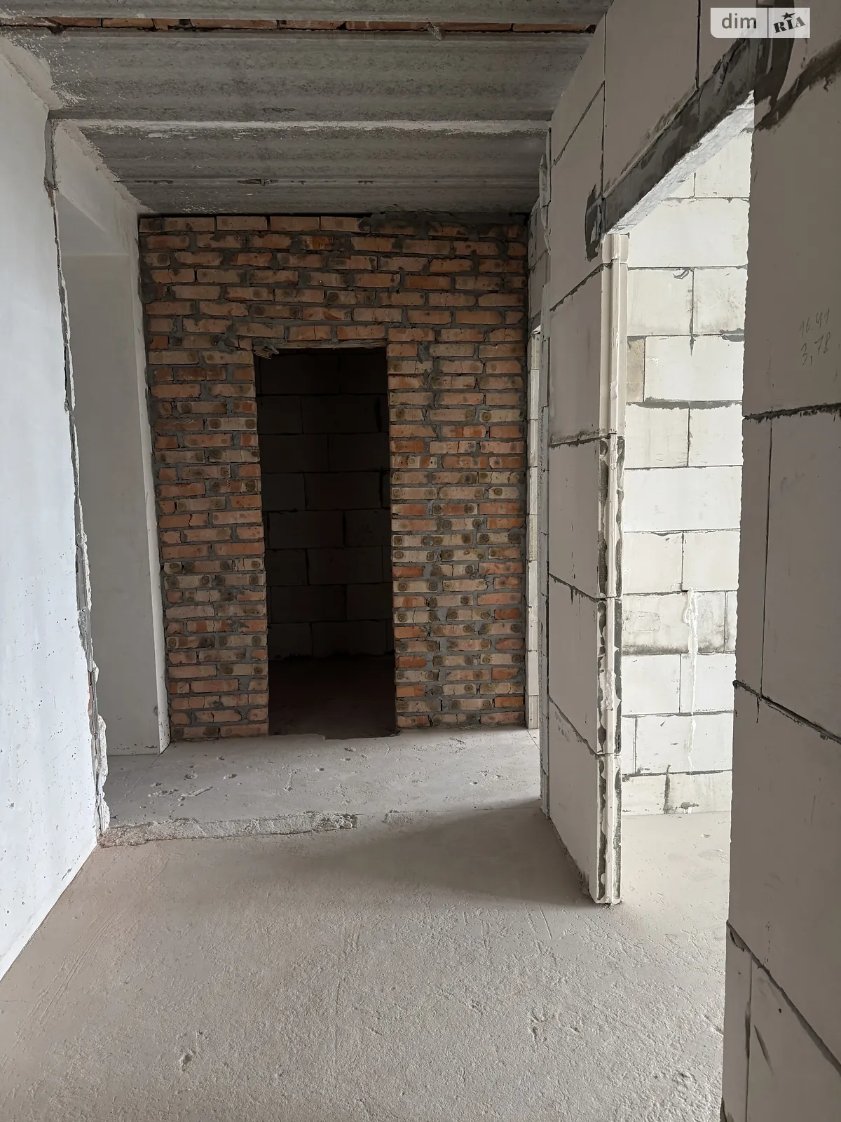 Продается 2-комнатная квартира 66 кв. м в Буче, ул. Ивана Кожедуба, 8А - фото 1