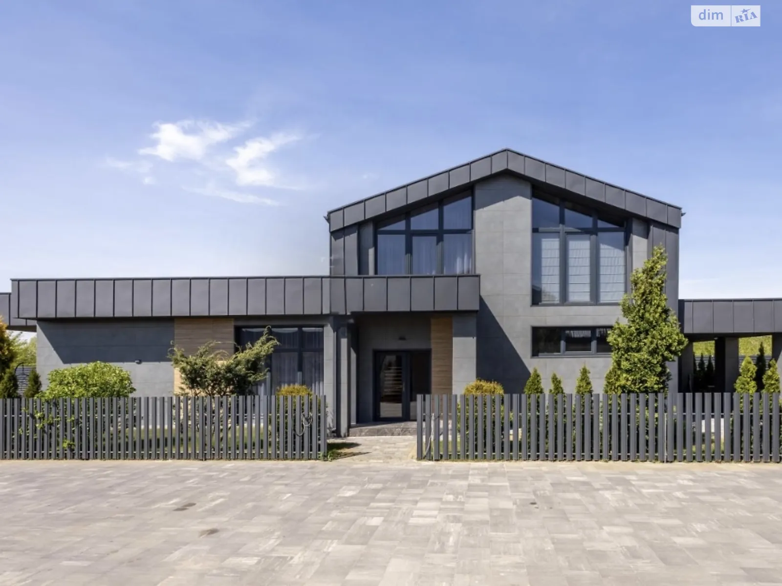 Продается дом на 2 этажа 210 кв. м с мебелью, цена: 448000 $ - фото 1