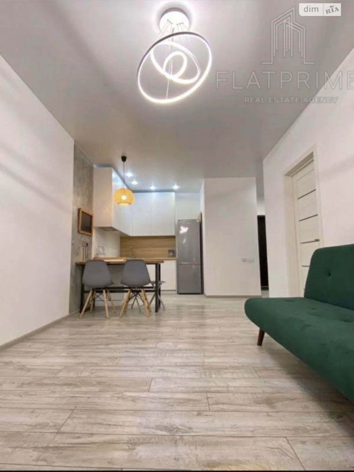 Продается 1-комнатная квартира 48 кв. м в Киеве, ул. Александра Олеся, 5А - фото 1