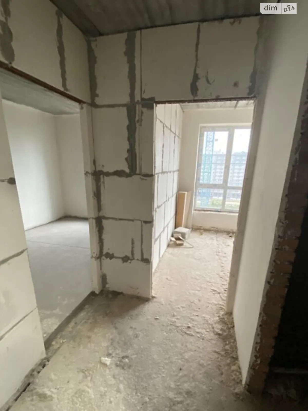 Продается 1-комнатная квартира 36 кв. м в Буче, ул. Ивана Кожедуба, 8А - фото 1