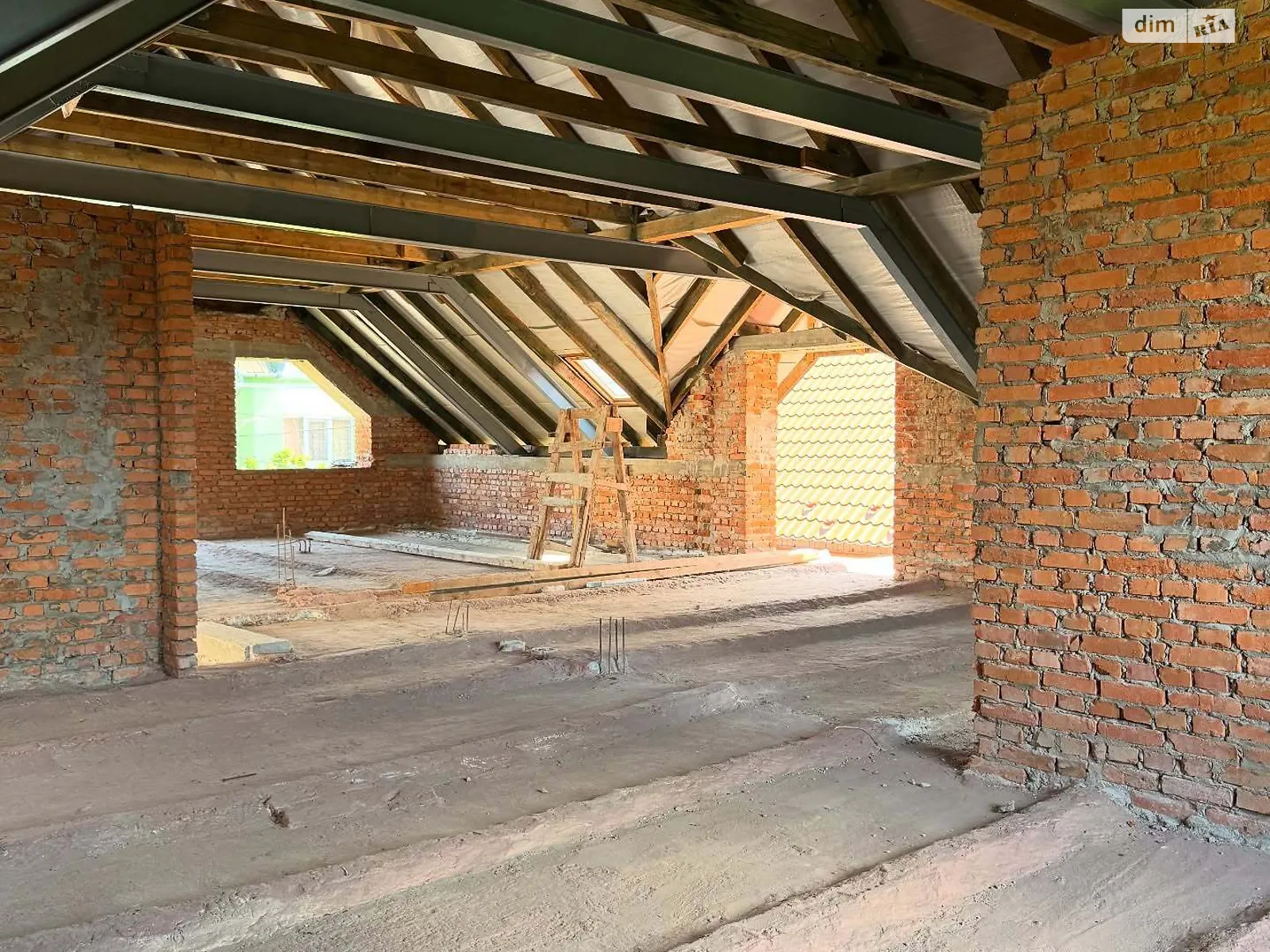 Продается дом на 2 этажа 221 кв. м с гаражом, цена: 145000 $ - фото 1