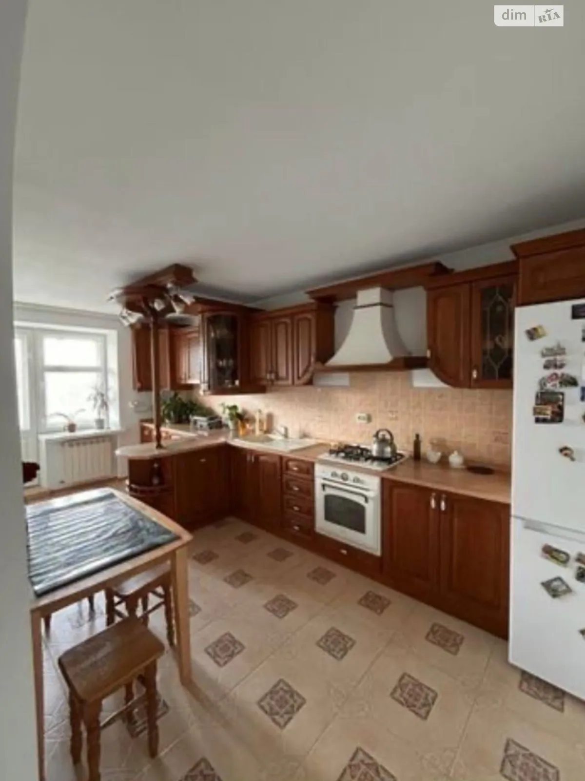 3-комнатная квартира 70 кв. м в Тернополе, ул. Тихая - фото 1