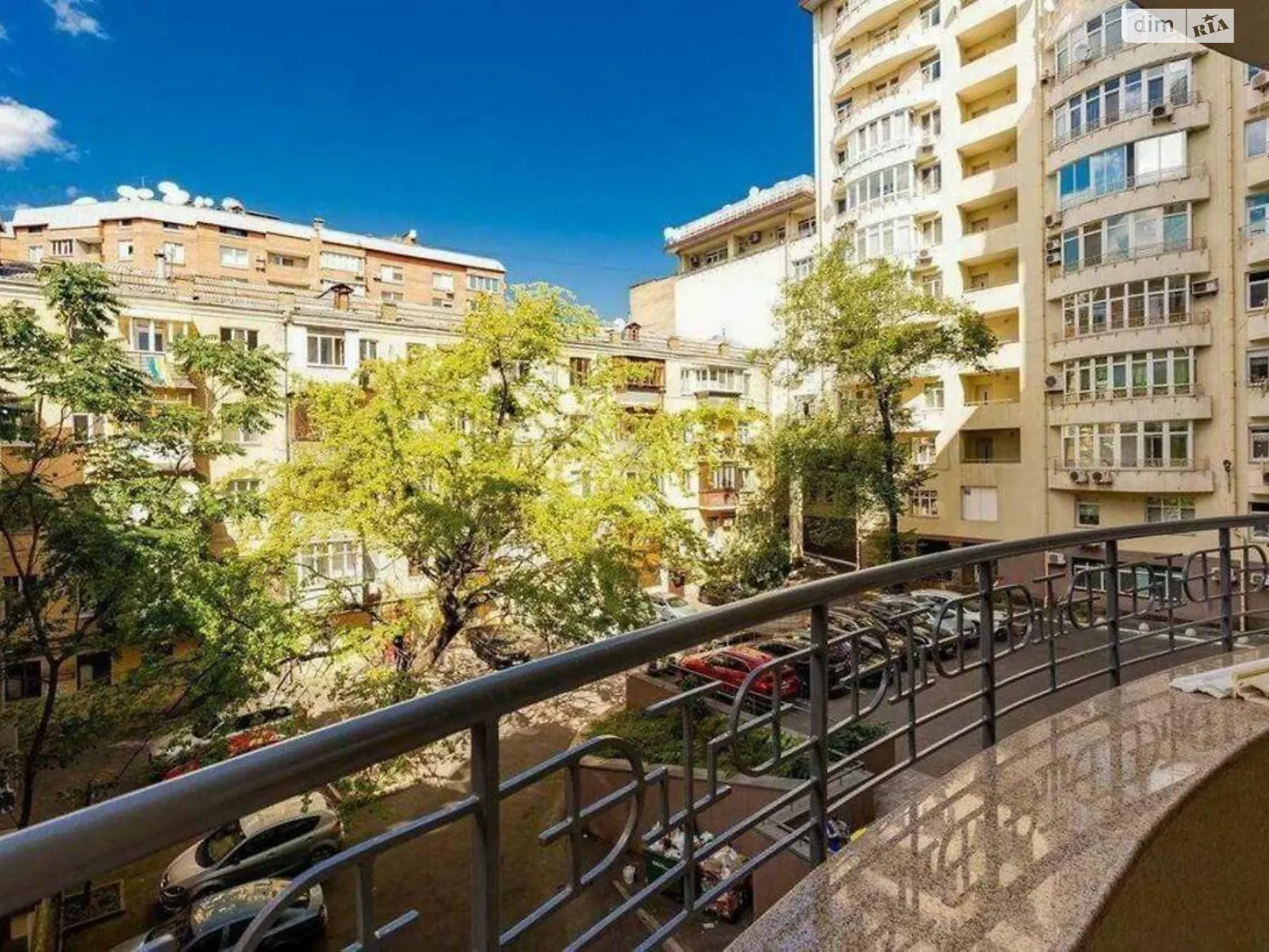 Продається 3-кімнатна квартира 130 кв. м у Києві, вул. Олександра Кониського(Тургенєвська), 46/11 - фото 1