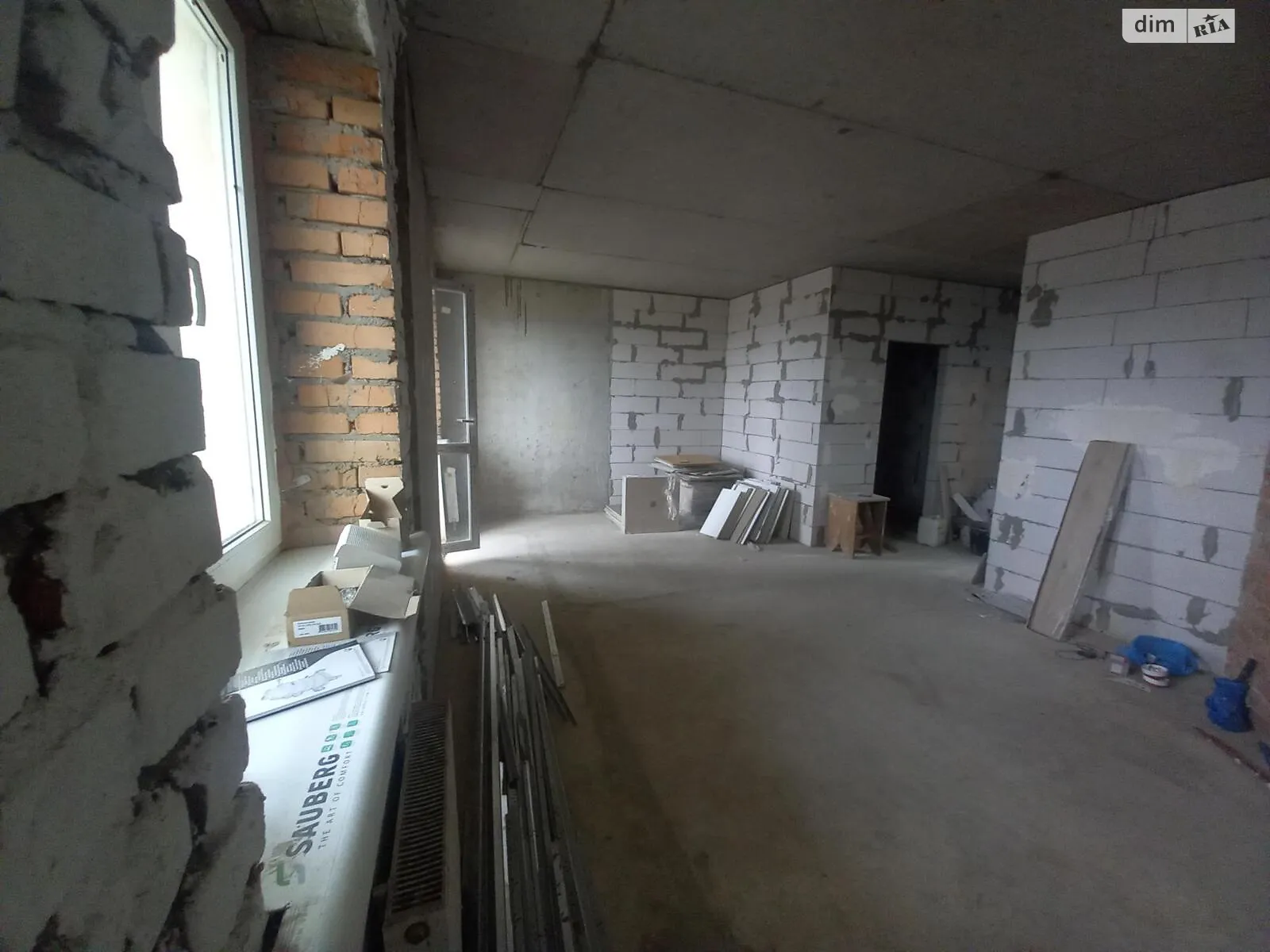 Продается 1-комнатная квартира 30 кв. м в Киеве, ул. Олега Мудрака(Генерала Наумова), 66 - фото 1