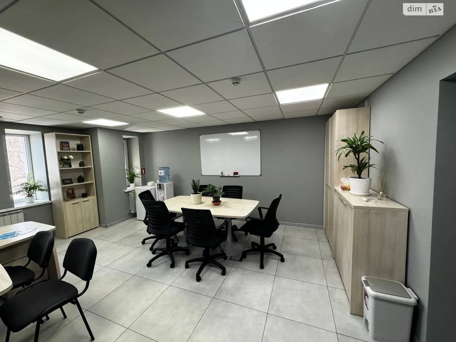 Продается офис 317.9 кв. м в бизнес-центре, цена: 477000 $ - фото 1