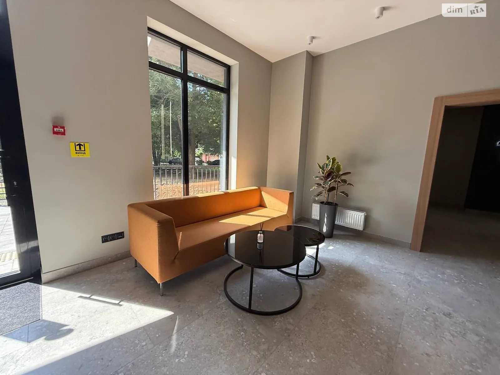 Продается 1-комнатная квартира 45 кв. м в Одессе, ул. Чубаевская, 1 - фото 1