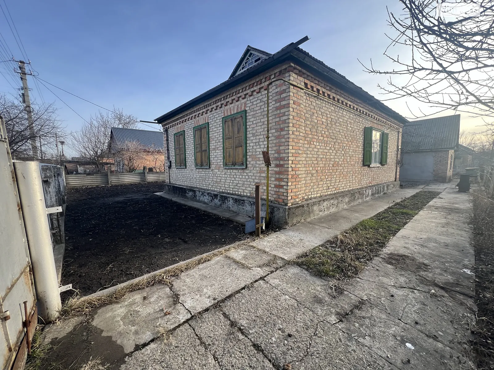 Продается одноэтажный дом 90 кв. м с гаражом, цена: 17000 $ - фото 1