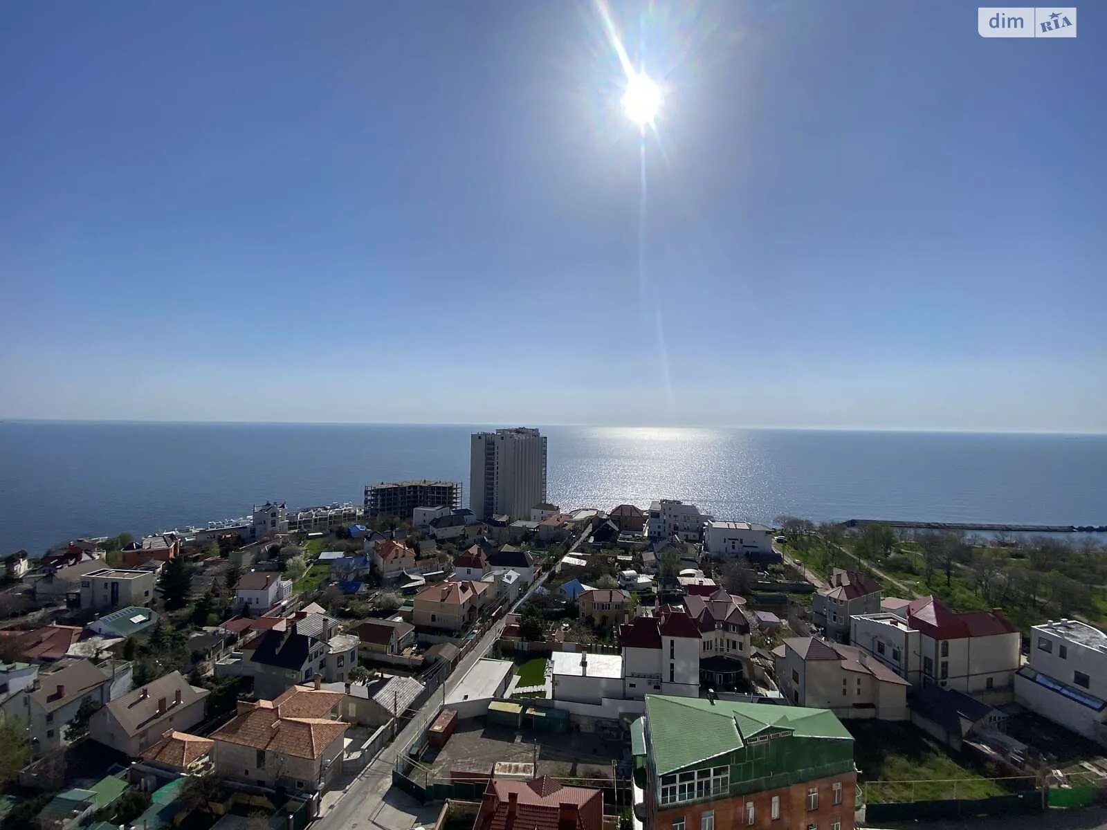 Продается 1-комнатная квартира 40 кв. м в Одессе, ул. Валерия Самофалова, 16А/5 - фото 1