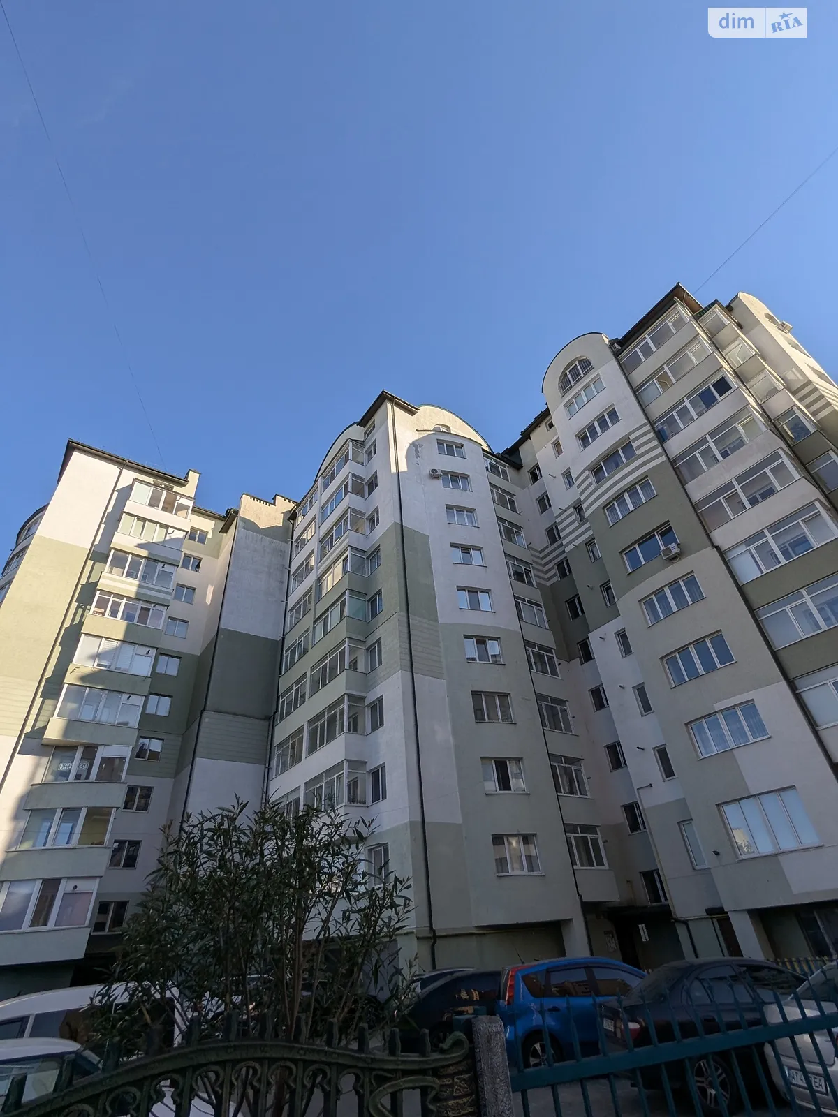 Продается 1-комнатная квартира 46 кв. м в Угринове, ул. Химиков, 5Б - фото 1