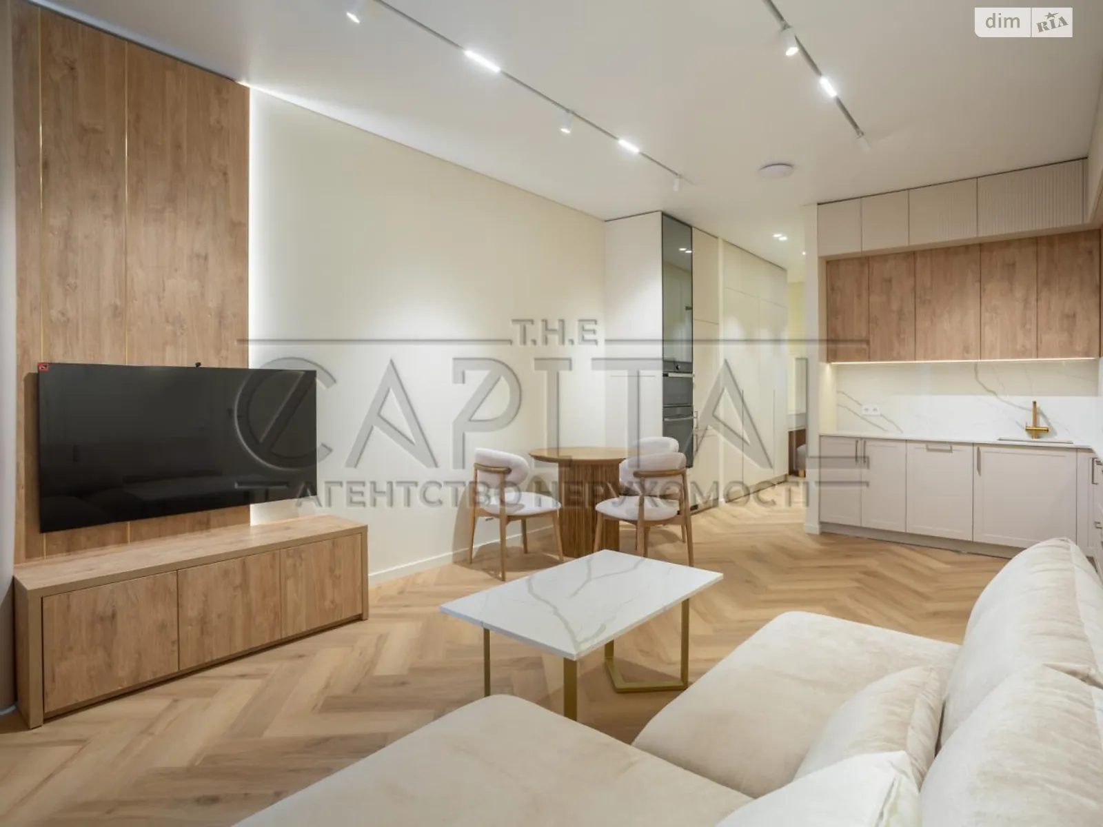 Продается 1-комнатная квартира 54 кв. м в Киеве, ул. Василия Тютюнника, 43 - фото 1