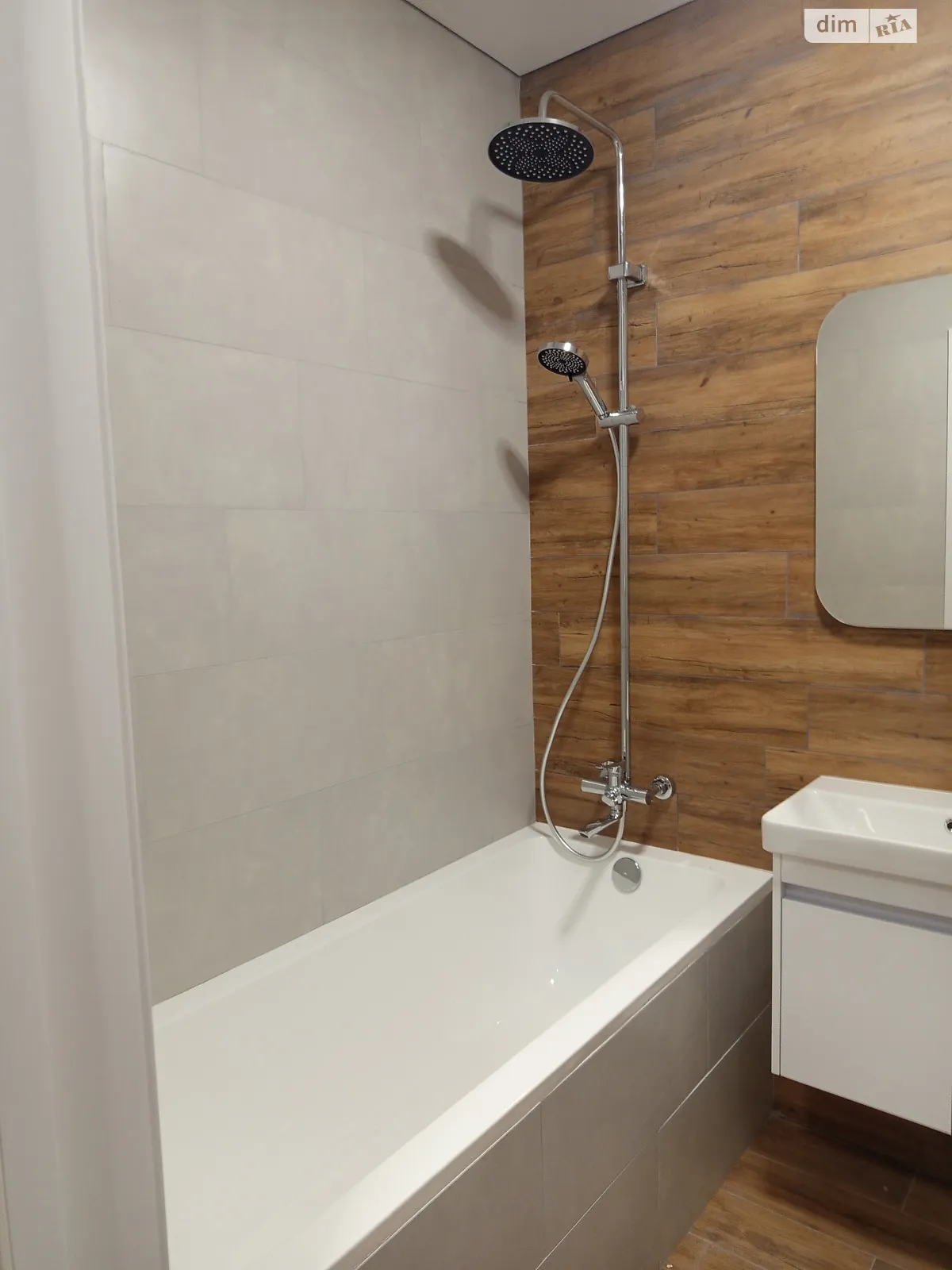 Продается 1-комнатная квартира 28 кв. м в Ирпене, ул. Соборная(ІІІ Интернационала), 2К/14 - фото 1