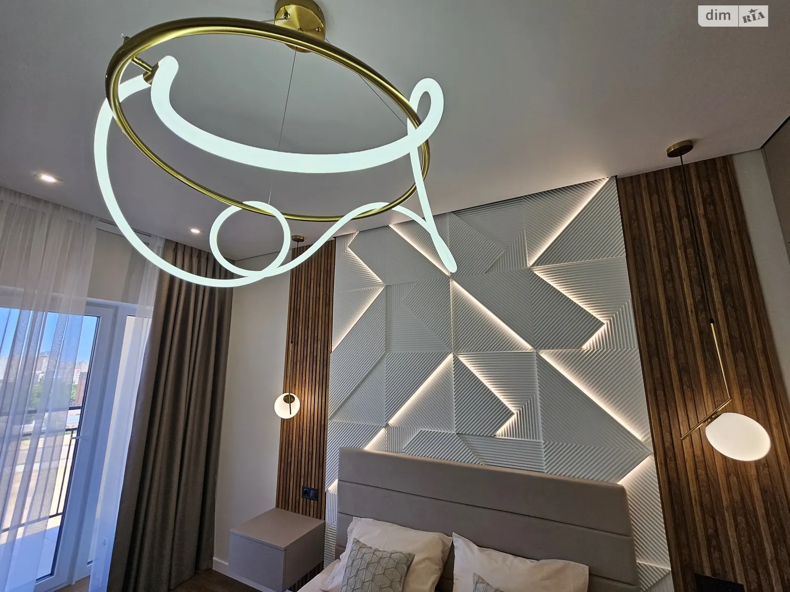 Продается 2-комнатная квартира 60 кв. м в Одессе, ул. Краснова - фото 1