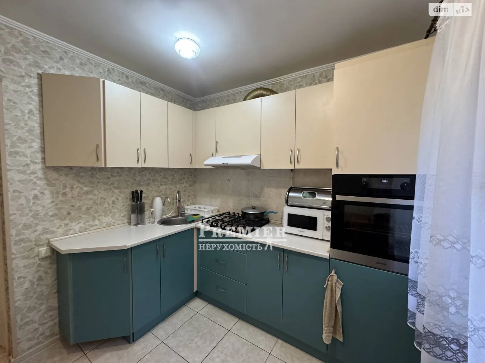 Продается 4-комнатная квартира 67 кв. м в Одессе, ул. Академика Филатова - фото 1