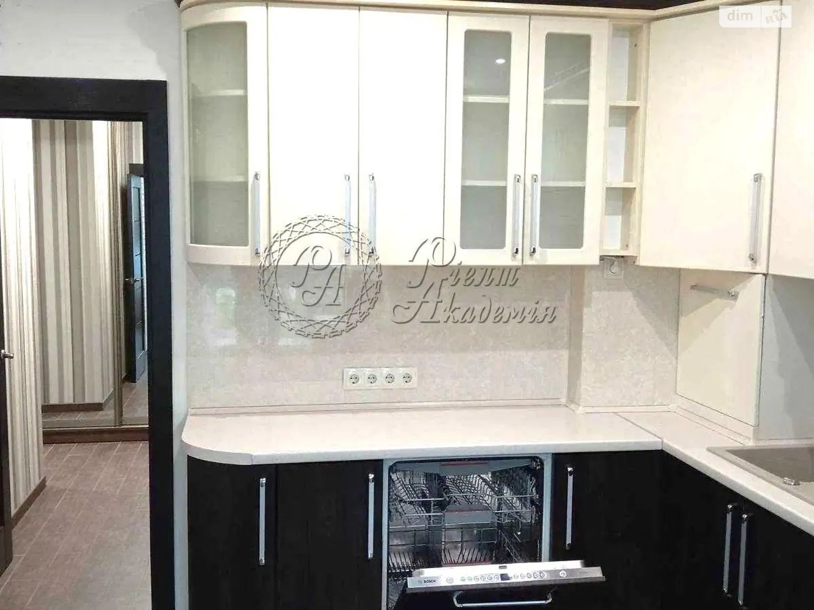 Продается 2-комнатная квартира 63 кв. м в Софиевской Борщаговке, просп. Героев Небесной Сотни, 18/2 - фото 1