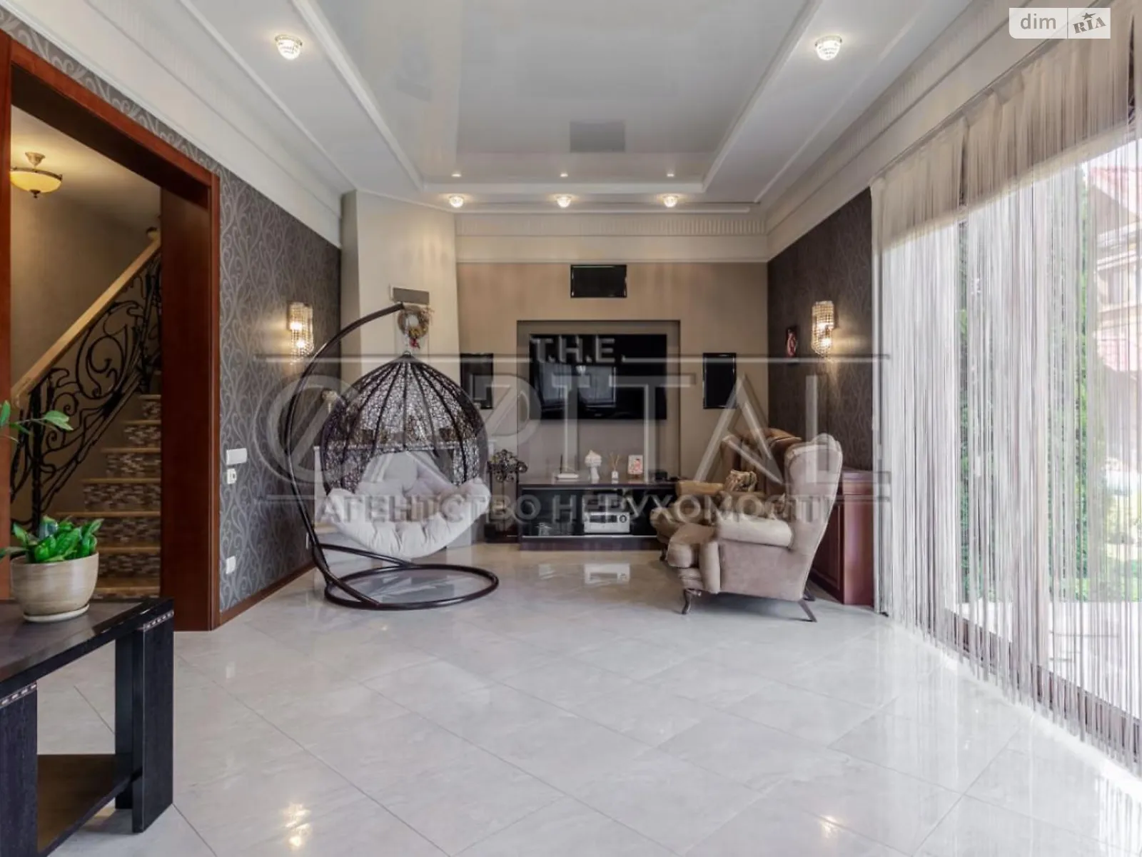 Продается дом на 2 этажа 205 кв. м с мансардой, цена: 250000 $ - фото 1