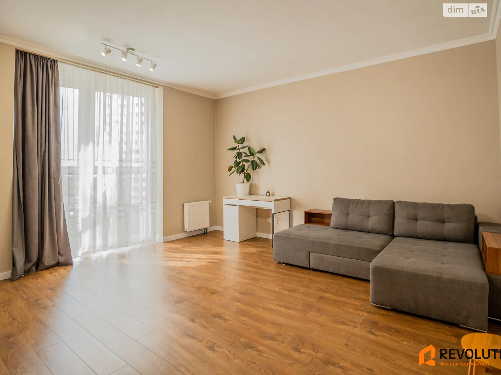 Продается 1-комнатная квартира 49.9 кв. м в Киеве, ул. Драгоманова, 2Б - фото 1