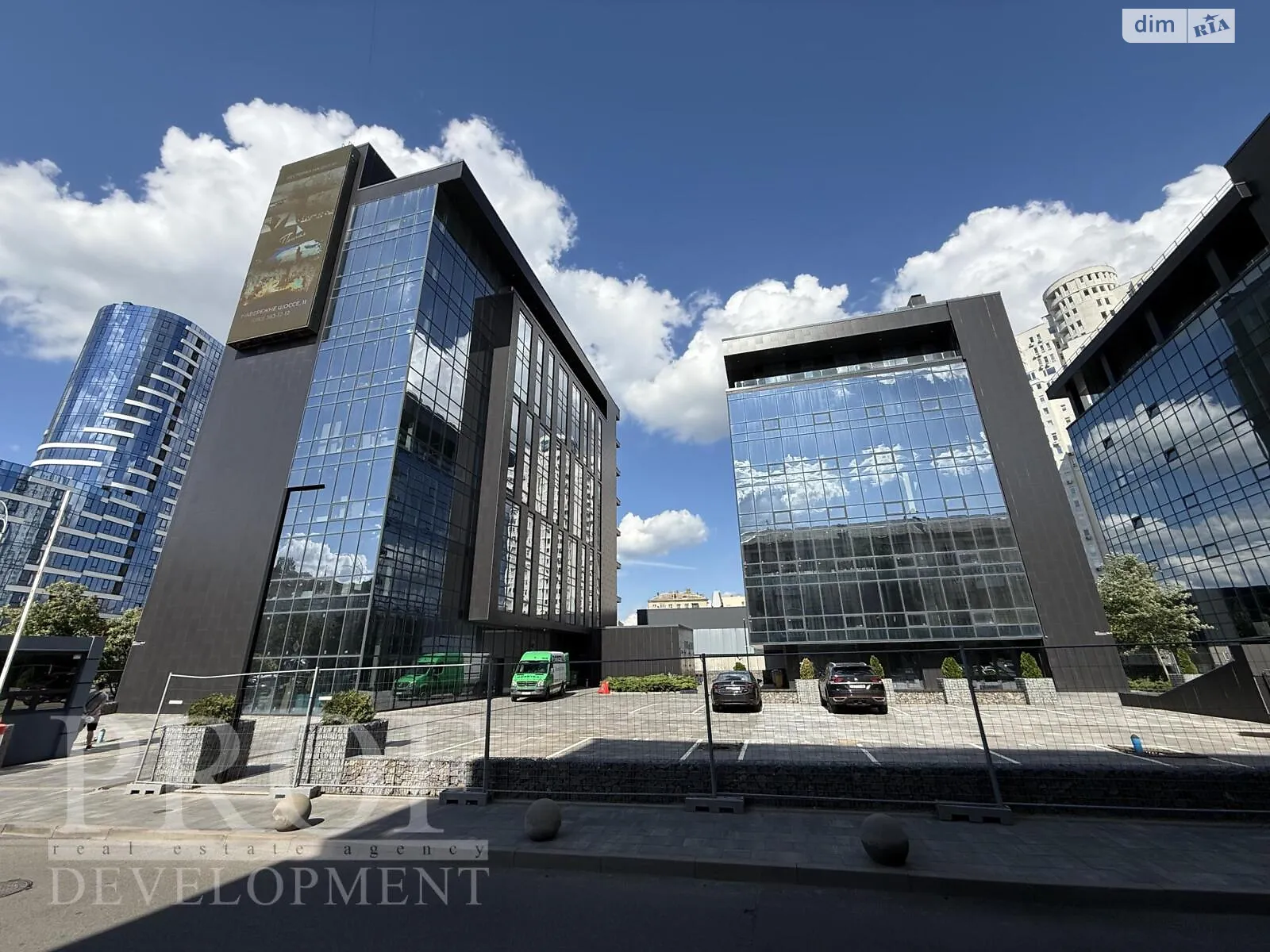 Сдается в аренду помещения свободного назначения 6500 кв. м в 8-этажном здании, цена: 78000 $ - фото 1