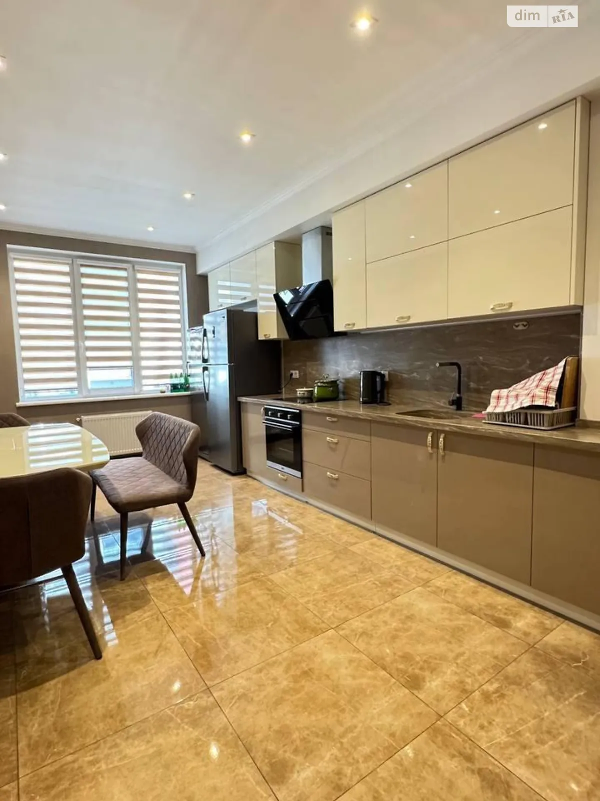 Продается 3-комнатная квартира 85 кв. м в Лиманке, ул. Академика Вильямса - фото 1