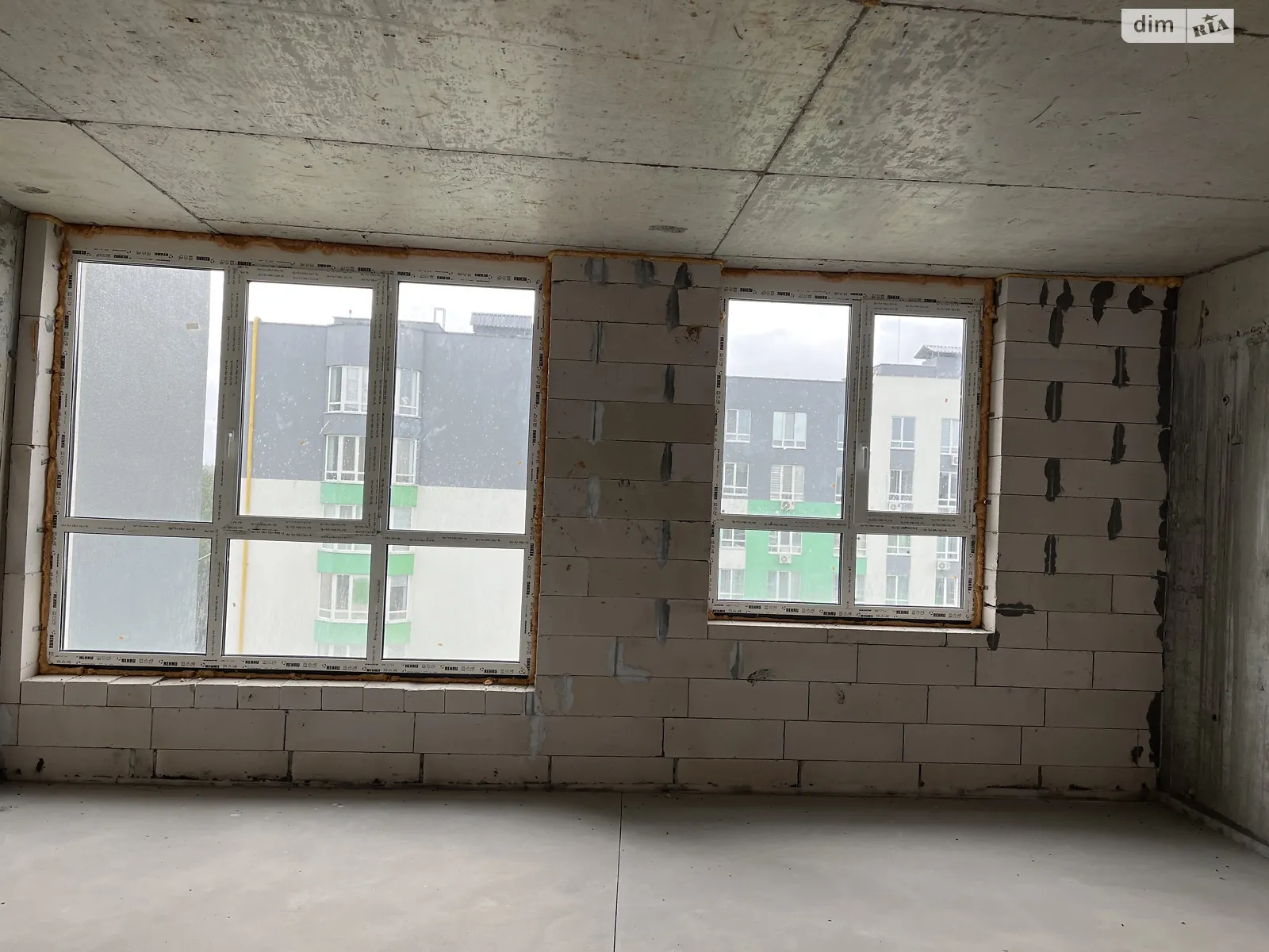 Продается 2-комнатная квартира 81.8 кв. м в Ирпене, ул. Университетская(Карла Маркса), 3/15 - фото 1