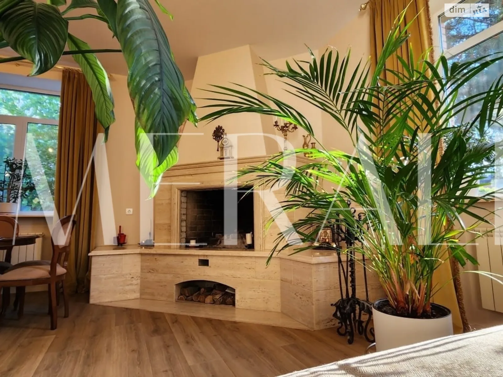 Продается дом на 2 этажа 358.3 кв. м с мансардой, цена: 890000 $ - фото 1