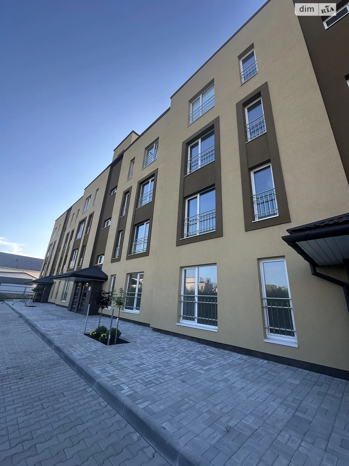 Продается 3-комнатная квартира 76 кв. м в Чагоре, ул. Казацкая, 14 - фото 1