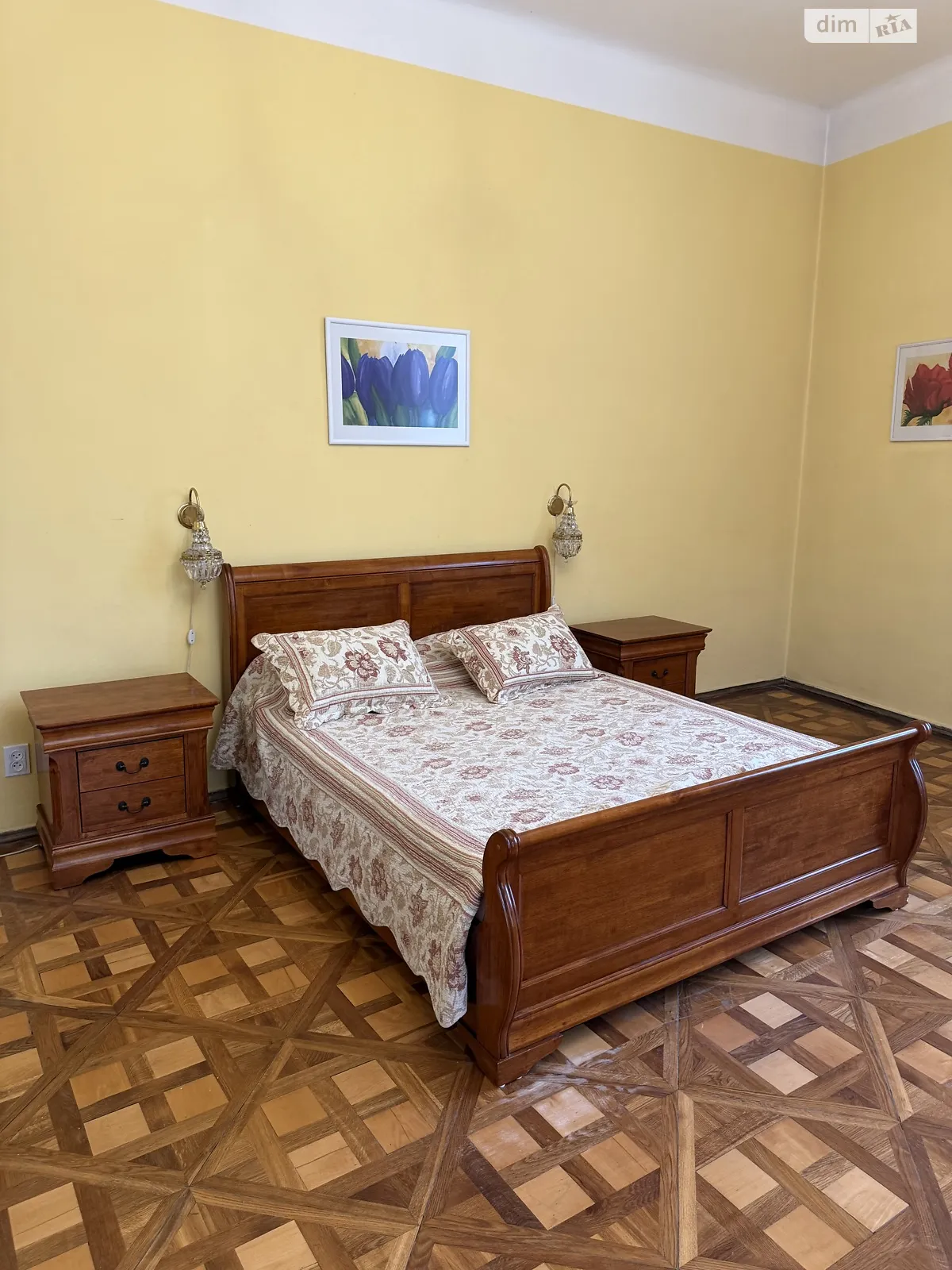 Сдается в аренду 3-комнатная квартира 125 кв. м в Львове, ул. Корнякта, 1 - фото 1