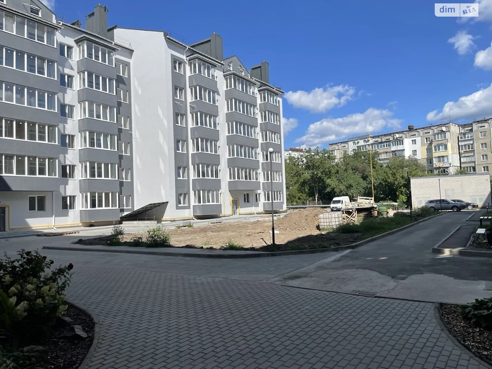 Продается 3-комнатная квартира 92.3 кв. м в Василькове, ул. Военный городок №11, 20 - фото 1