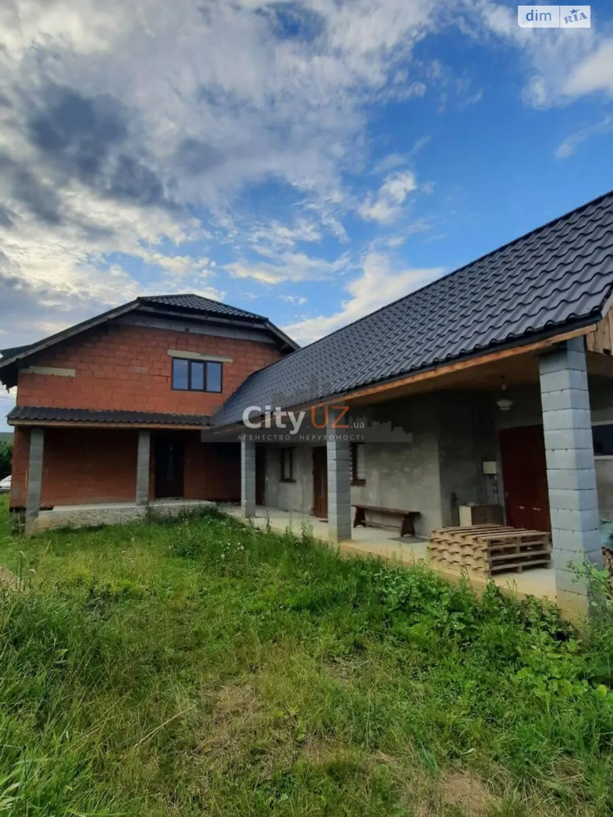 Продается дом на 2 этажа 281 кв. м с мебелью, цена: 140000 $ - фото 1