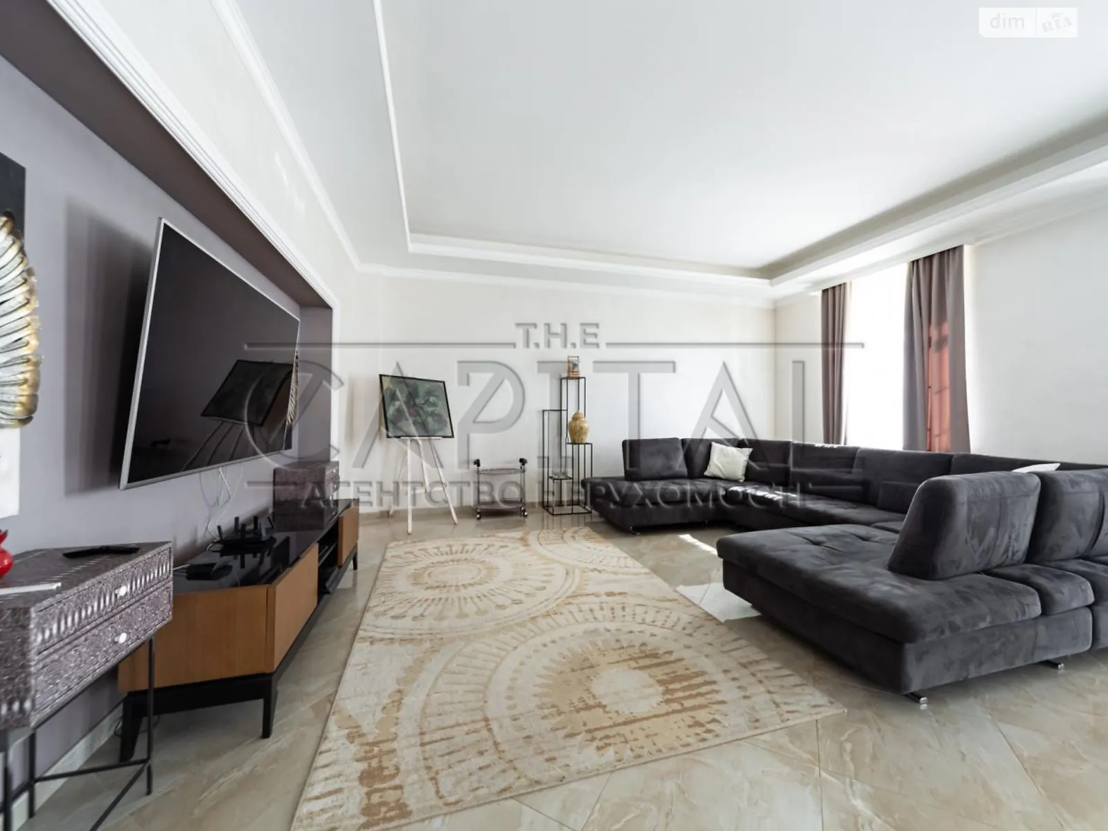 Сдается в аренду дом на 2 этажа 700 кв. м с беседкой, цена: 2500 $ - фото 1