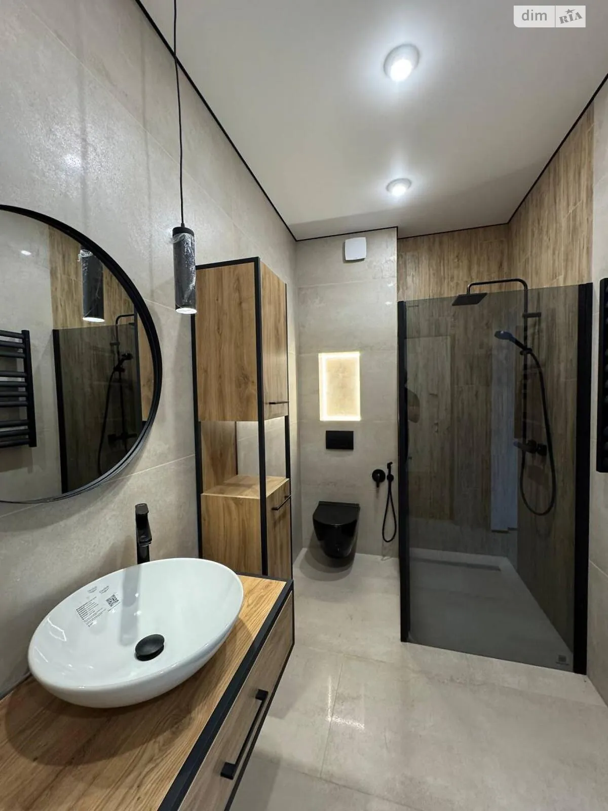 Продается дом на 2 этажа 115 кв. м с бассейном, цена: 149000 $ - фото 1