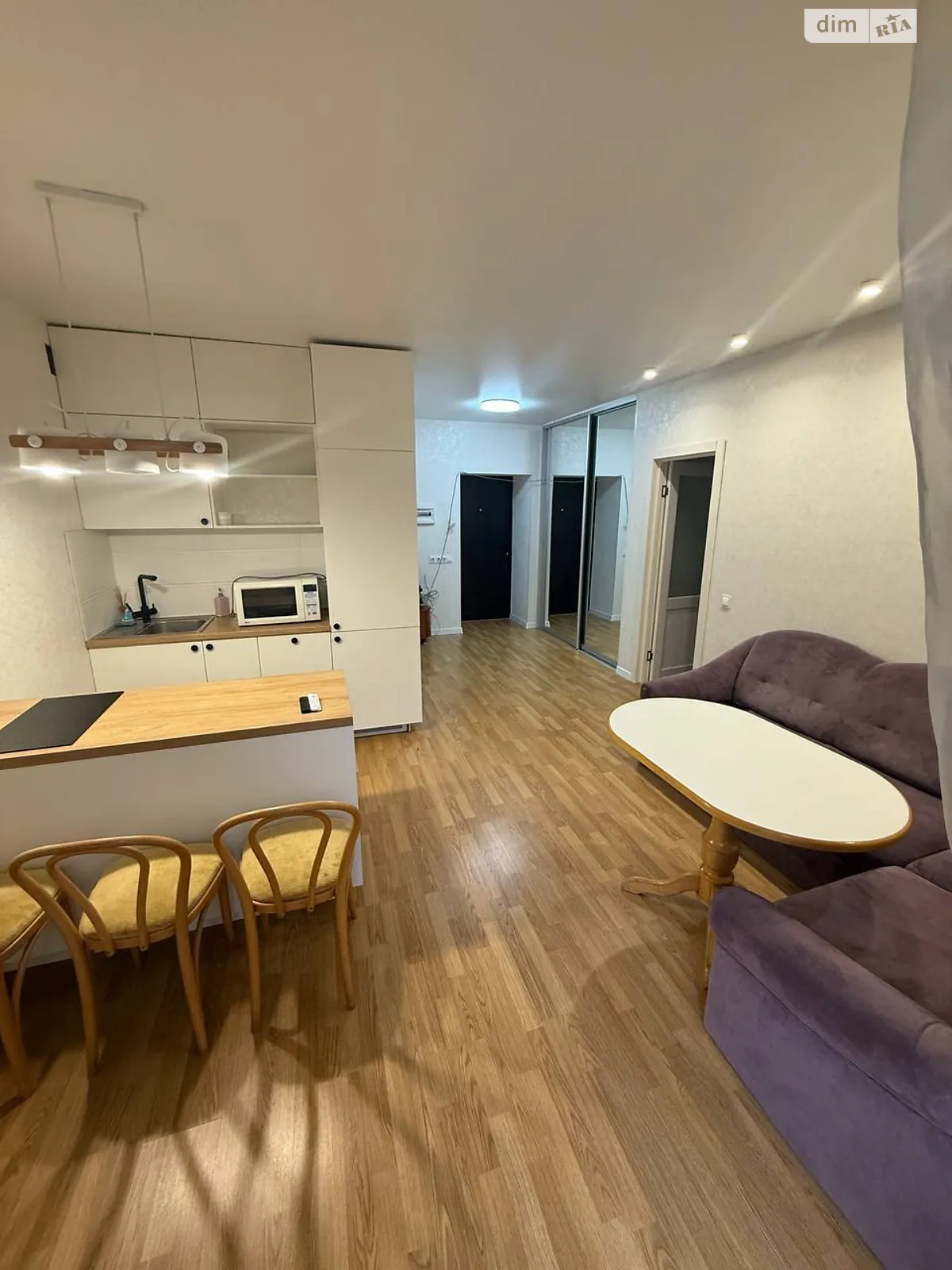 Продается 1-комнатная квартира 41 кв. м в Ирпене, ул. Университетская(Карла Маркса), 1Б - фото 1