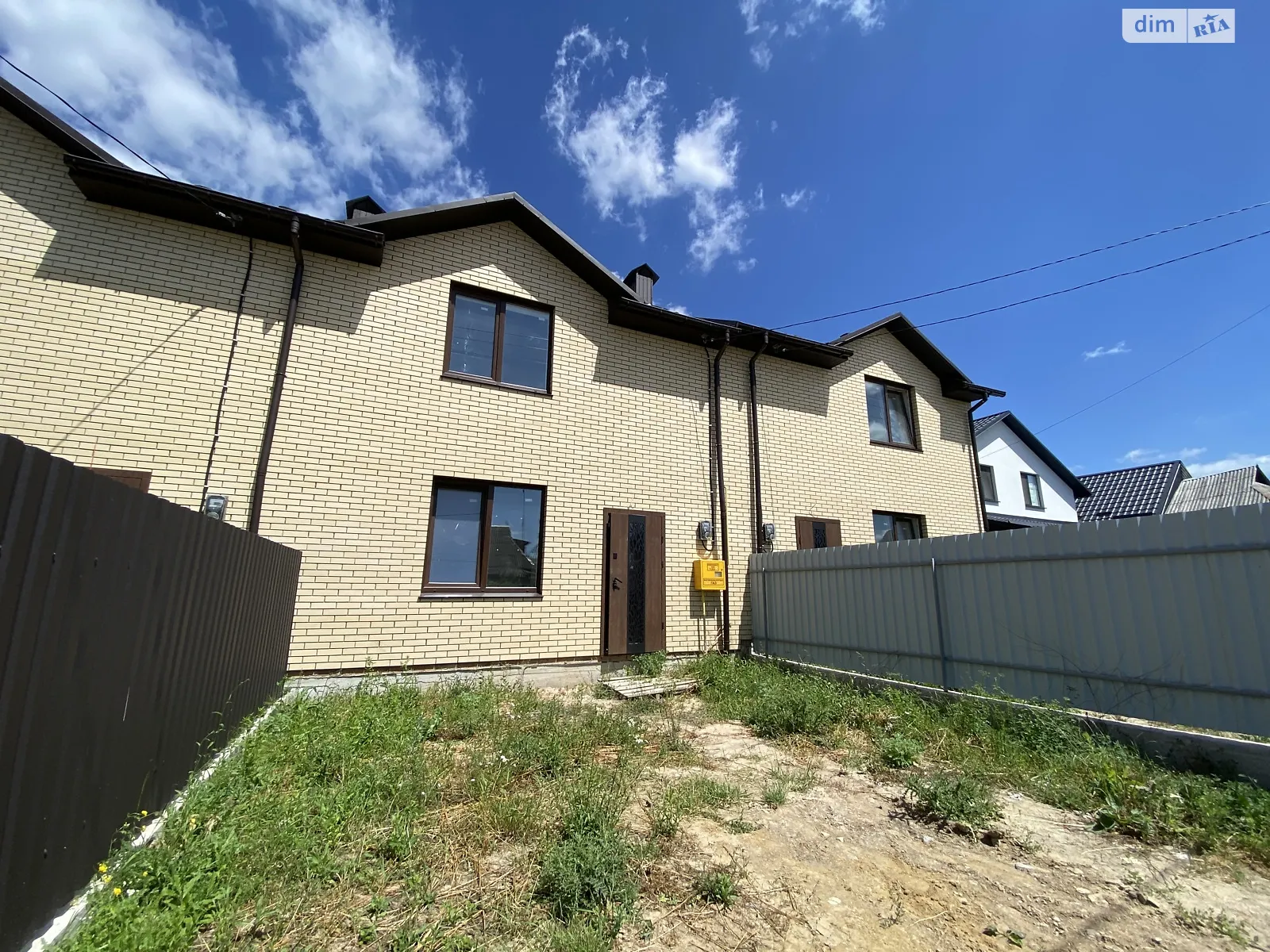 Продается дом на 2 этажа 124 кв. м с бассейном, цена: 105000 $ - фото 1