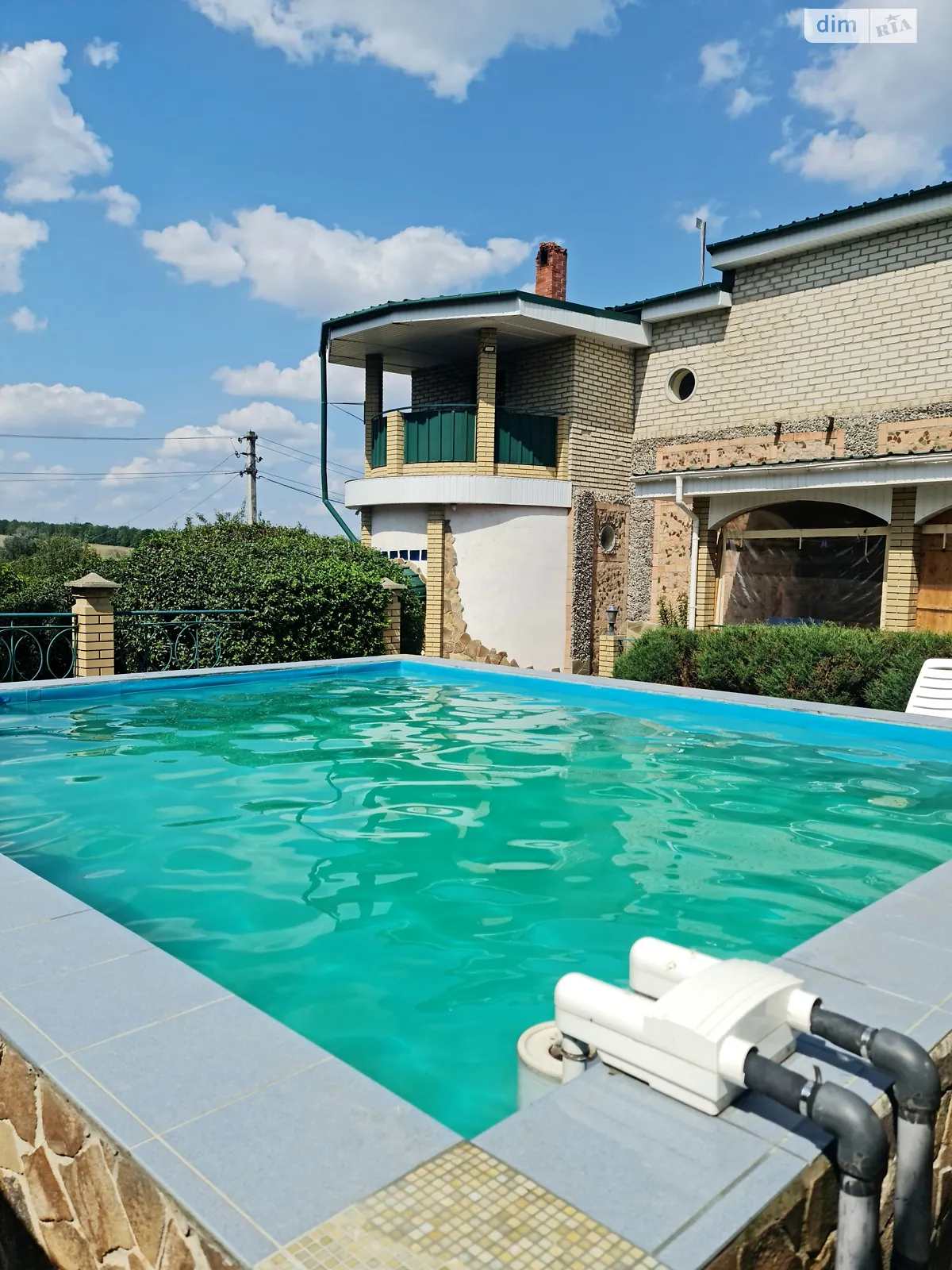 Продается дом на 2 этажа 190 кв. м с террасой, цена: 76000 $ - фото 1