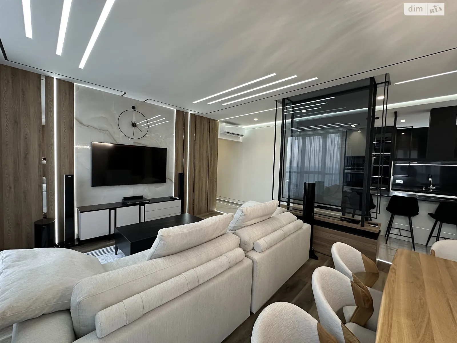 Продається 4-кімнатна квартира 150 кв. м у Одесі, вул. Новоберегова, 12А - фото 1