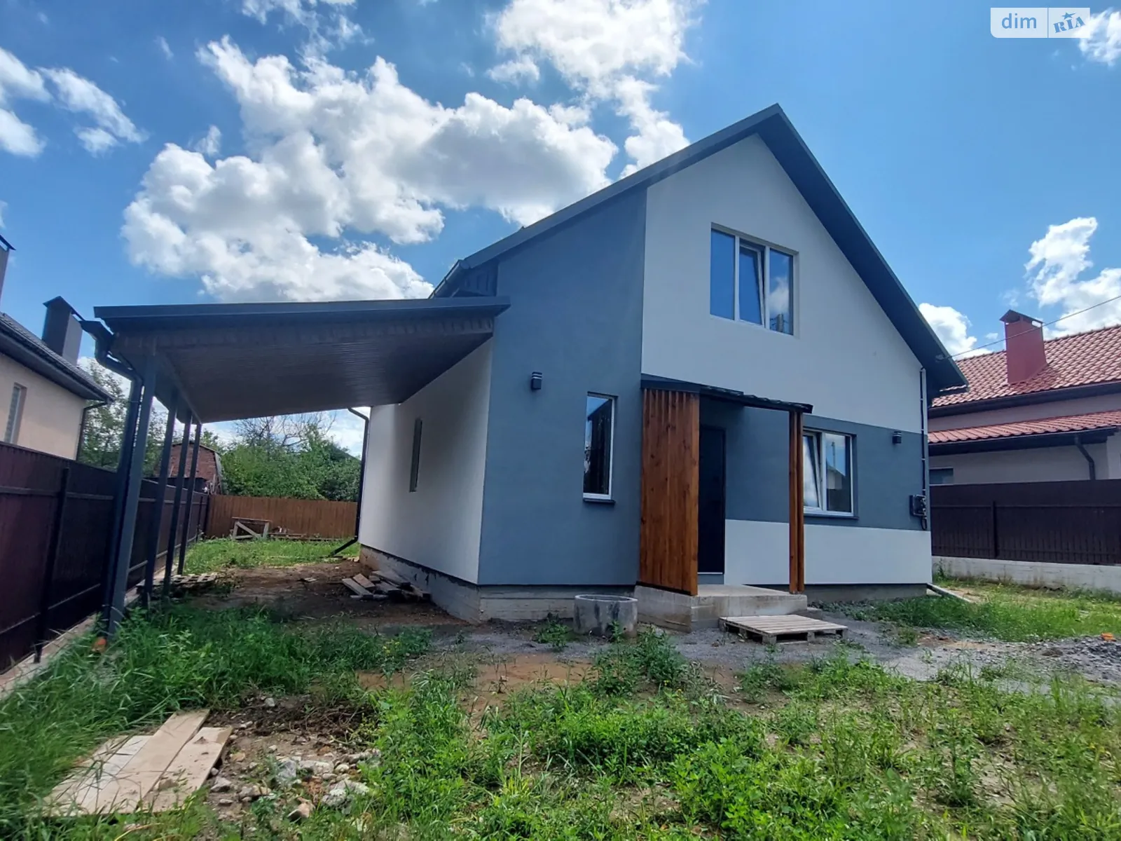 Продается дом на 2 этажа 125 кв. м с бассейном, цена: 77000 $ - фото 1