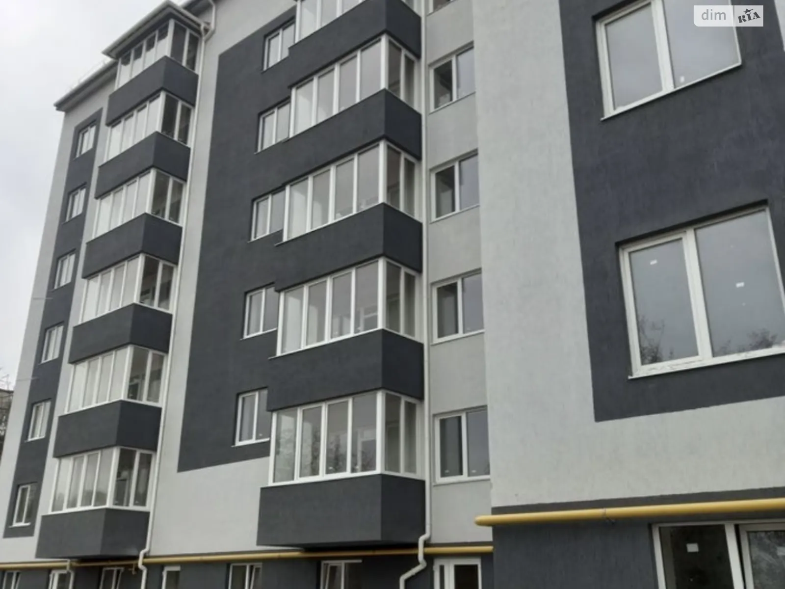 Продается 3-комнатная квартира 92.9 кв. м в Василькове, ул. Военный городок №11, 20 корпус 1 - фото 1