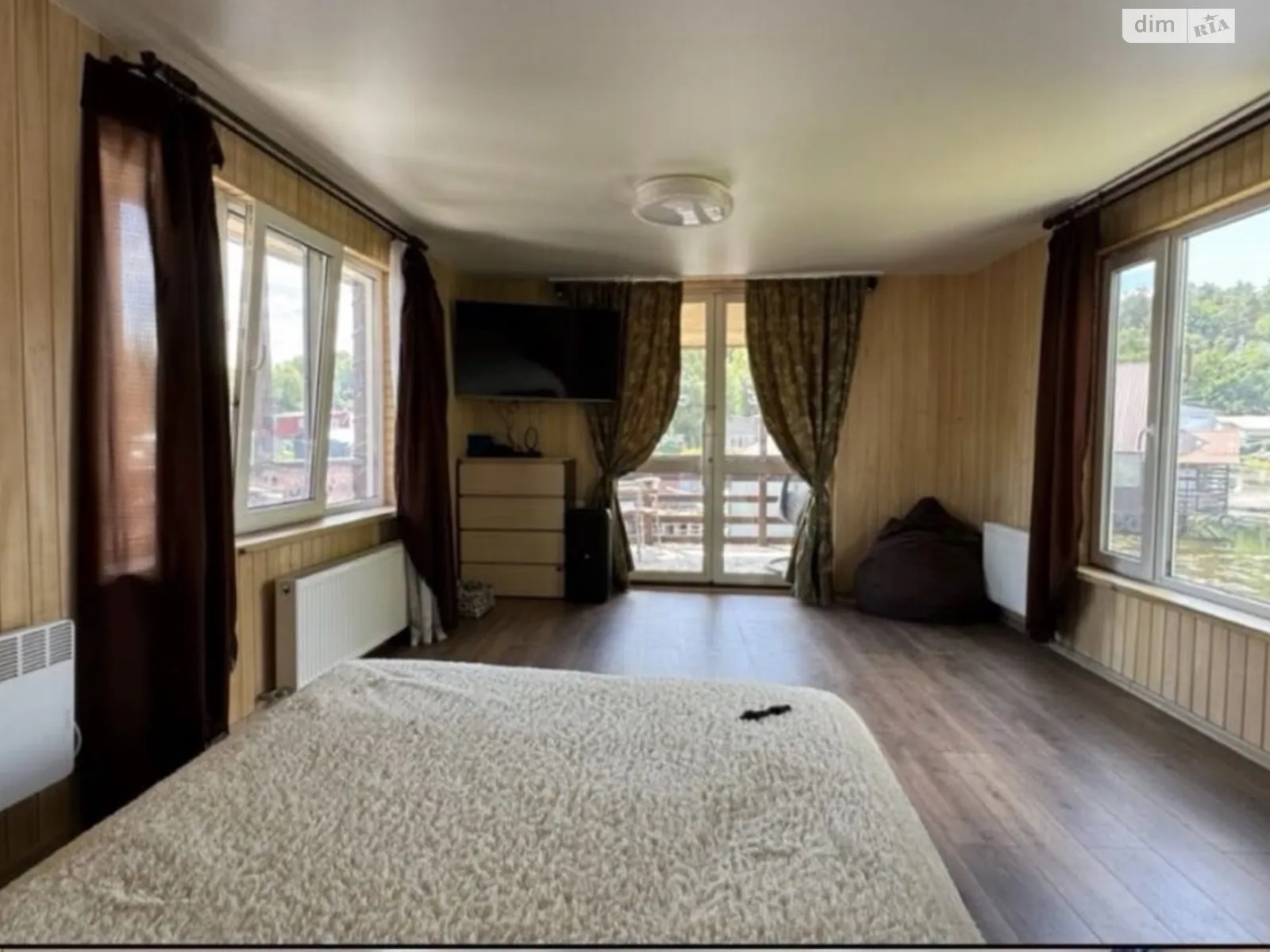 Продается дом на 2 этажа 98 кв. м с бассейном, цена: 32000 $ - фото 1