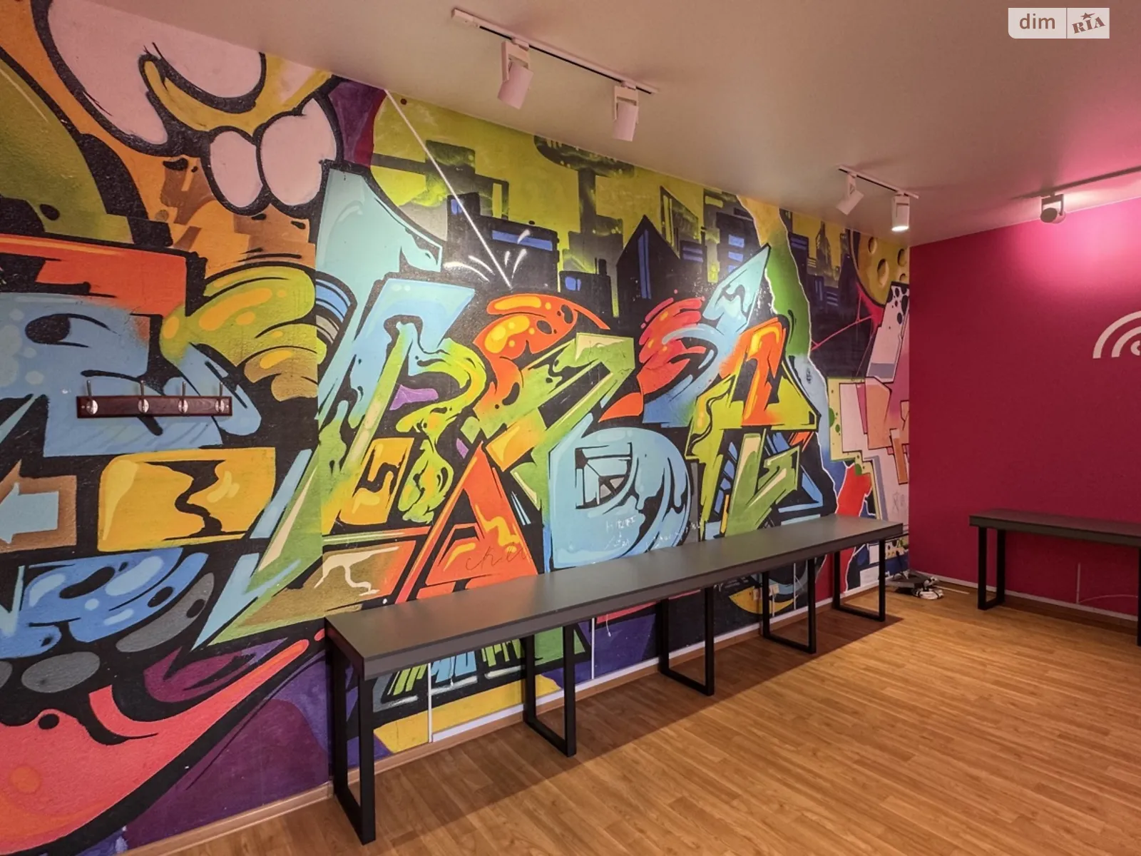 Сдается в аренду офис 49.65 кв. м в бизнес-центре, цена: 15888 грн - фото 1