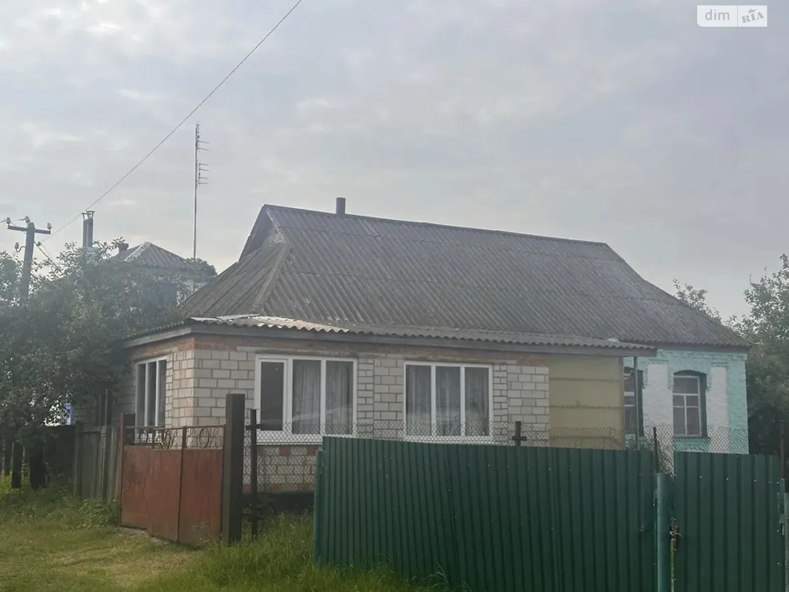 Продается одноэтажный дом 70 кв. м с участком, цена: 7300 $ - фото 1