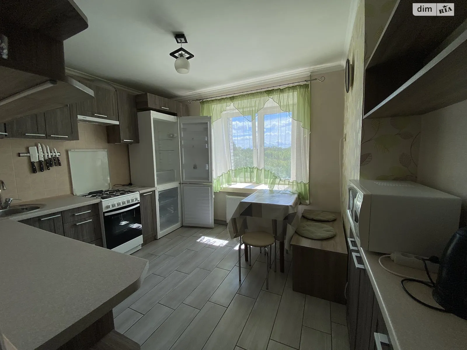 Продается 1-комнатная квартира 42 кв. м в Хмельницком, ул. Черновола - фото 1