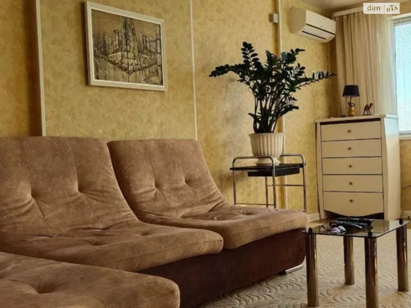 Продается 1-комнатная квартира 62.9 кв. м в Киеве, просп. Алишера Навои, 69 - фото 1