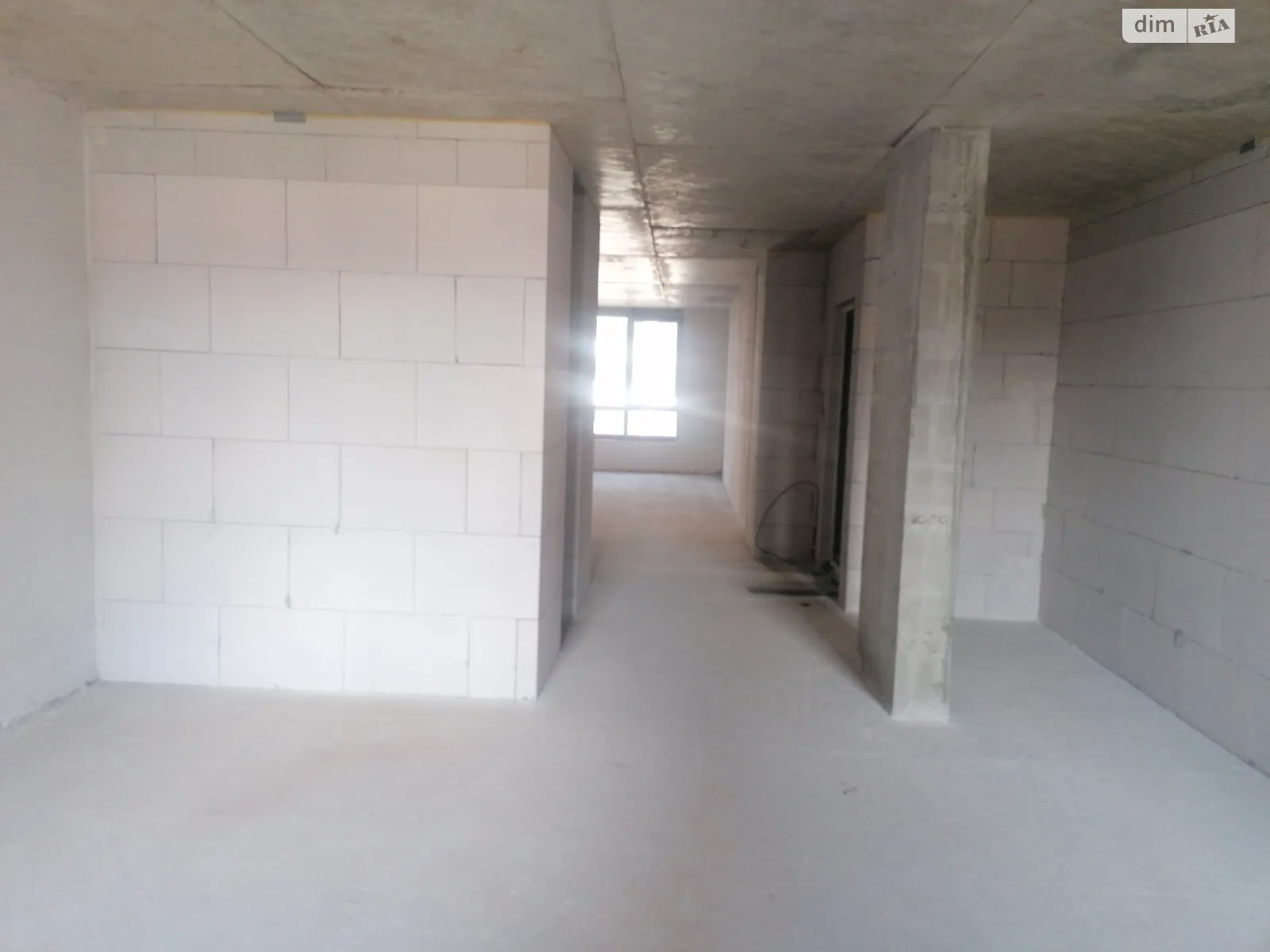 Продается 3-комнатная квартира 66 кв. м в Ивано-Франковске, ул. Юліана Пелеша(Крайковского), 60 - фото 1