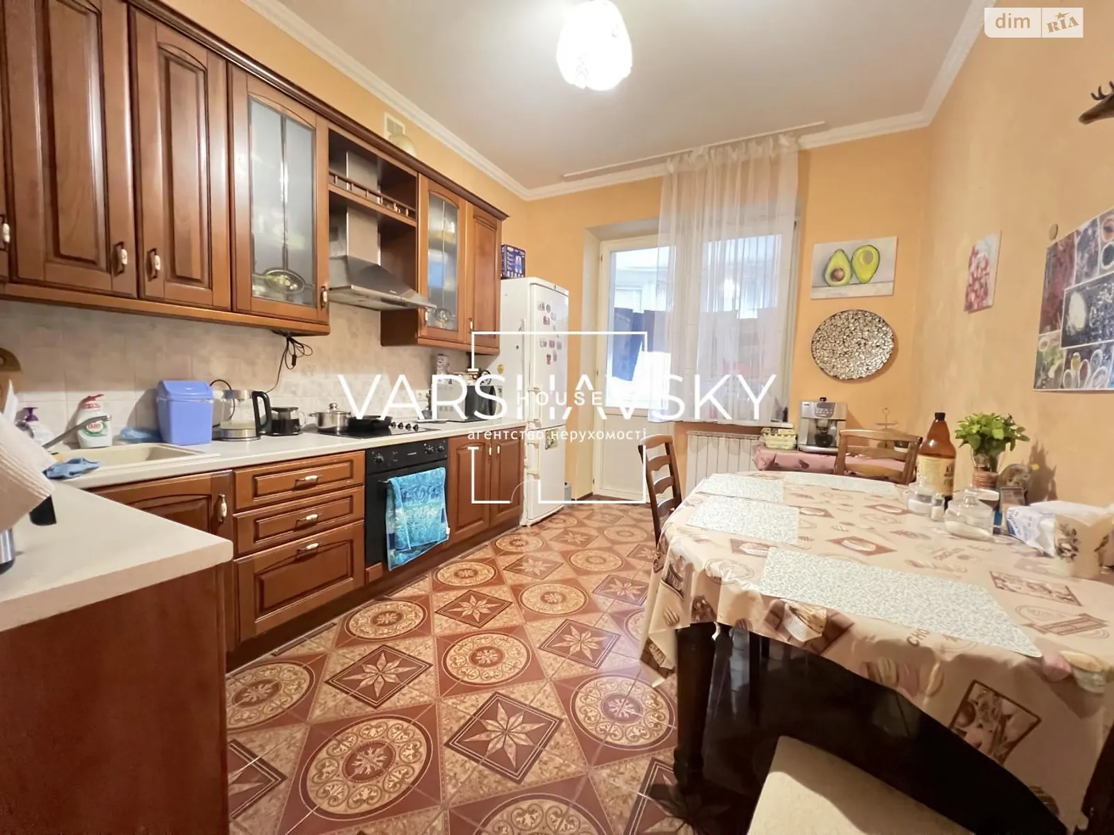 Продается 3-комнатная квартира 115.9 кв. м в Киеве, ул. Левка Лукьяненко, 21 корпус 4 - фото 1