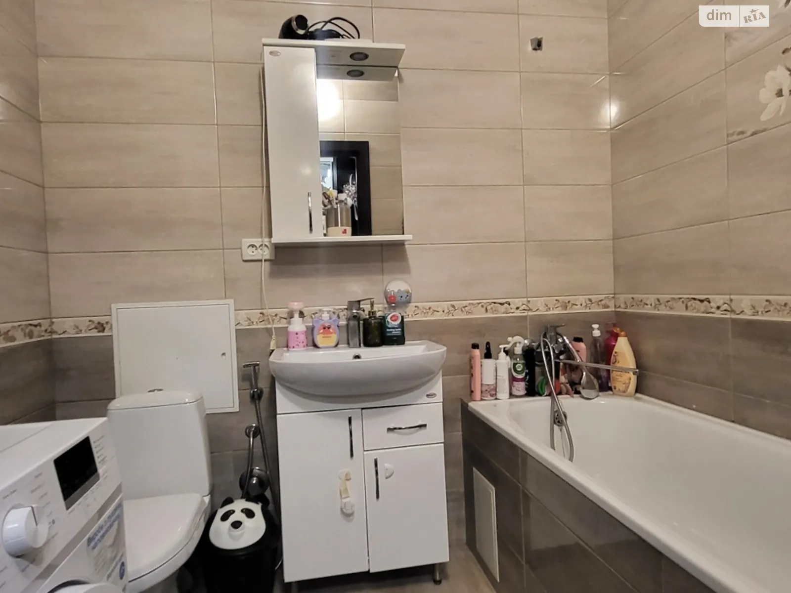 Продается 1-комнатная квартира 48 кв. м в Виннице, ул. Антонова Олега, 13В - фото 1