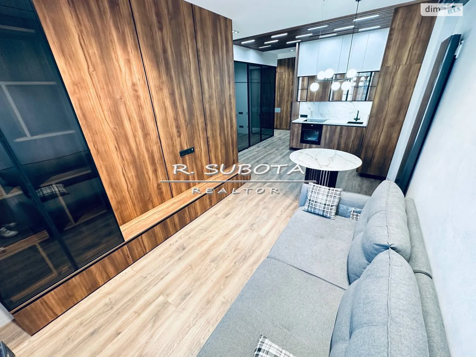 Сдается в аренду 1-комнатная квартира 68 кв. м в Днепре, ул. Ефремова Сергея, 22 - фото 1