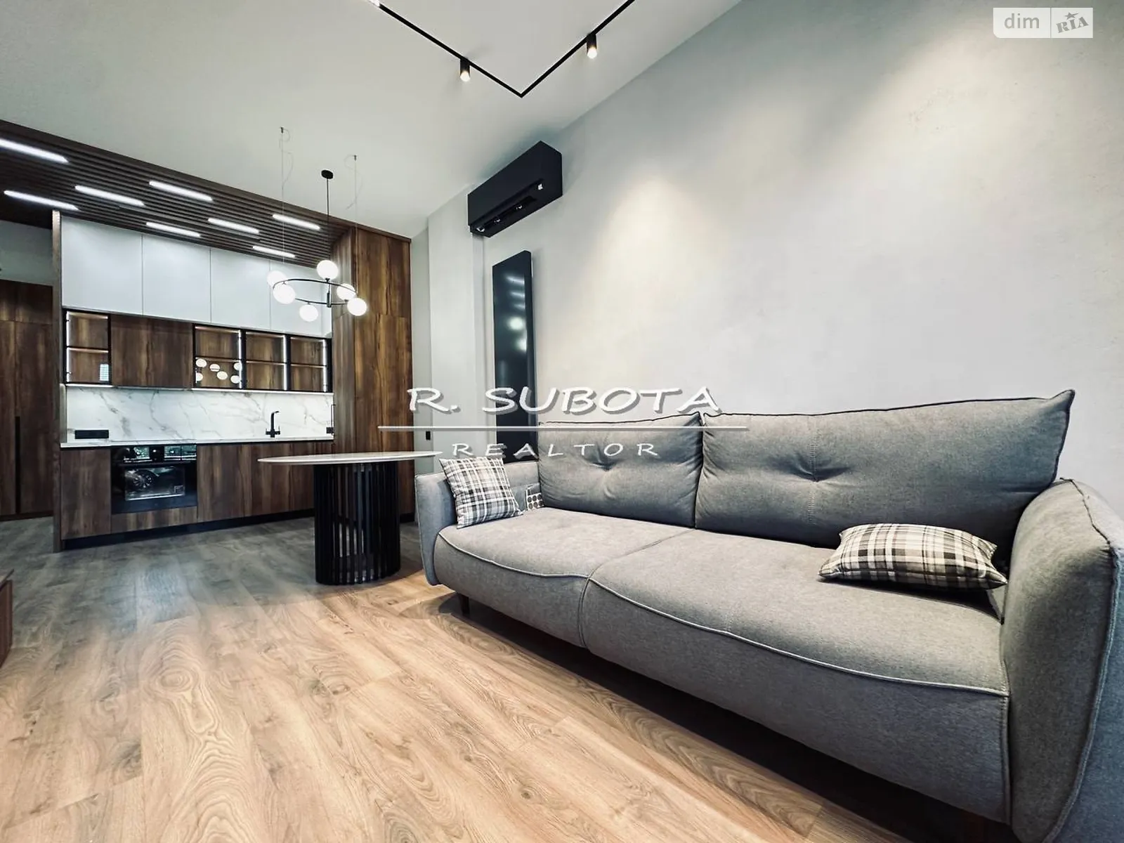 Сдается в аренду 1-комнатная квартира 68 кв. м в Днепре, ул. Ефремова Сергея, 22 - фото 1