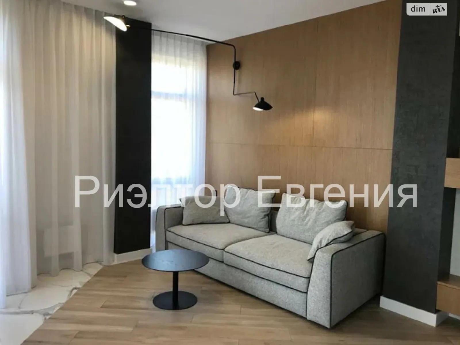 Сдается в аренду 3-комнатная квартира 90 кв. м в Одессе, ул. Вадима Корженка(Осипова), 39 - фото 1