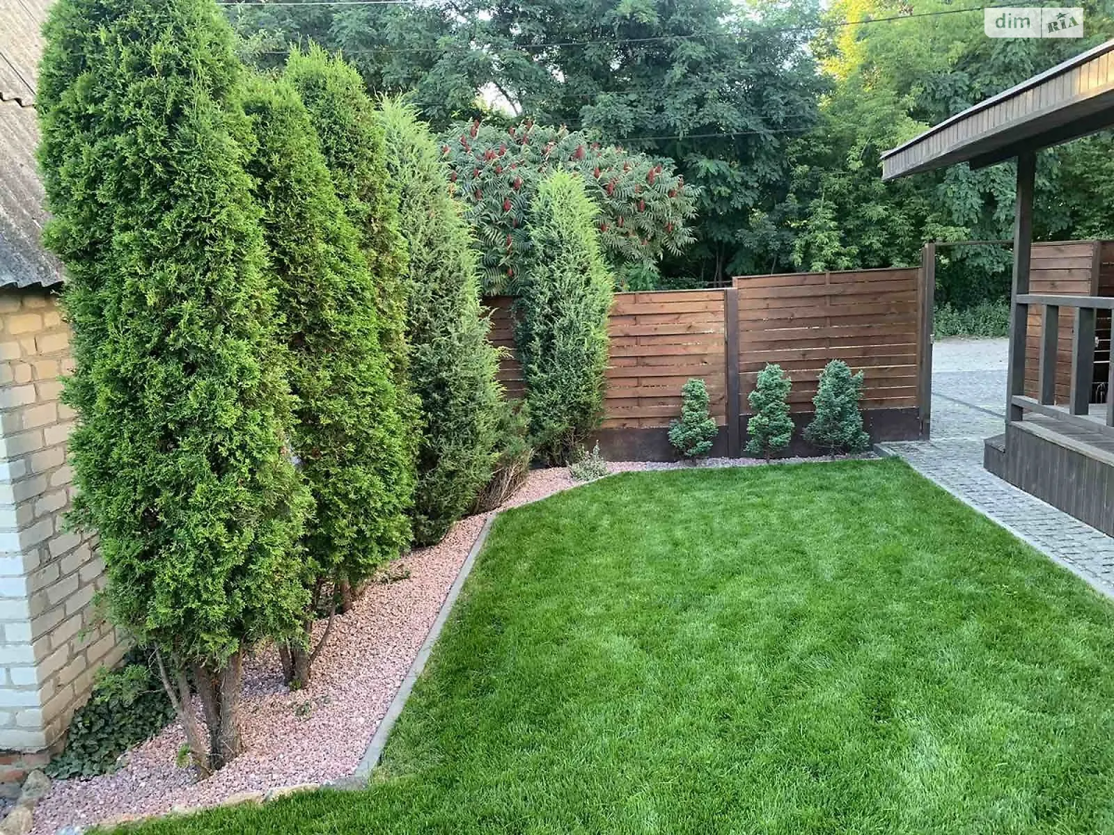 Продается дом на 2 этажа 191.5 кв. м с баней/сауной, цена: 115000 $ - фото 1