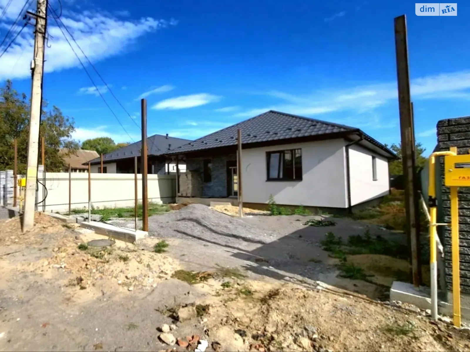 Продается одноэтажный дом 90 кв. м с гаражом, цена: 80000 $ - фото 1