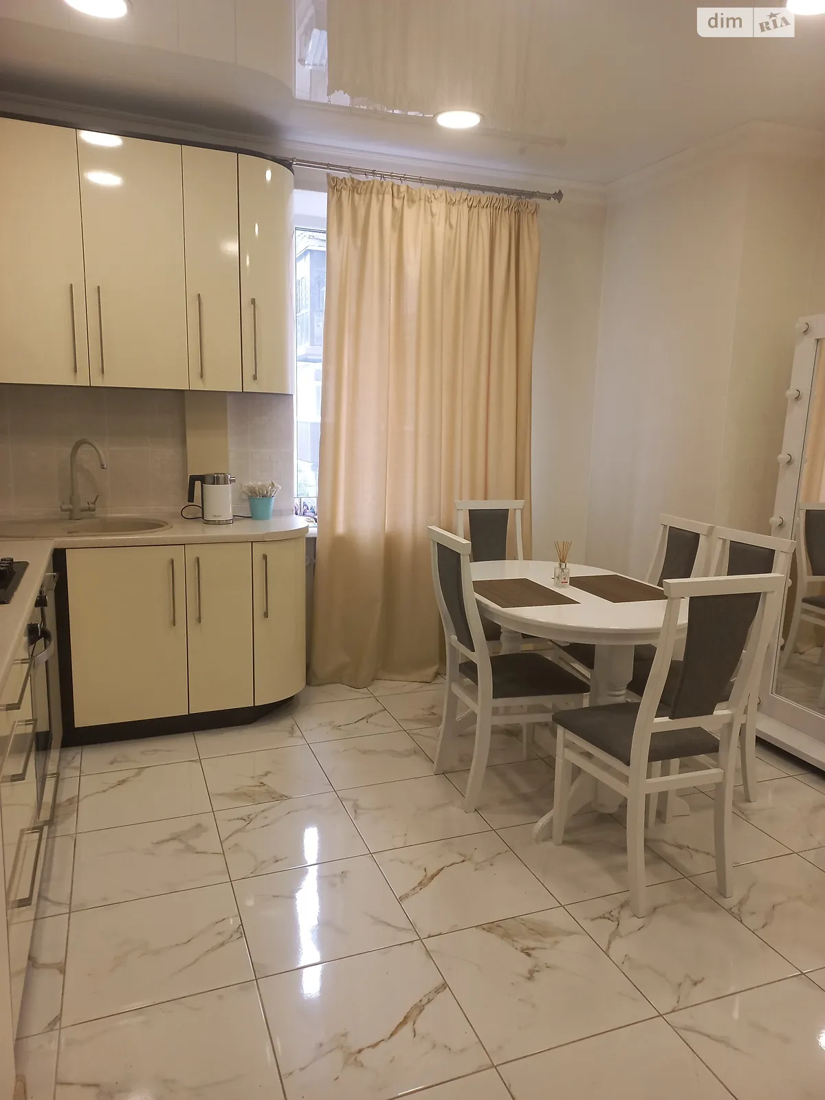 Продається 1-кімнатна квартира 48 кв. м у Харкові, вул. Мистецтв, 7/9 - фото 1